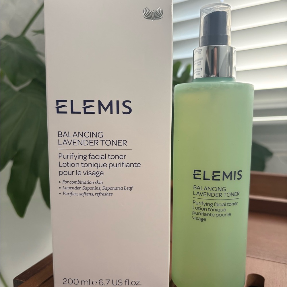 ELEMIS Balancing Lavender Toner - Light Green